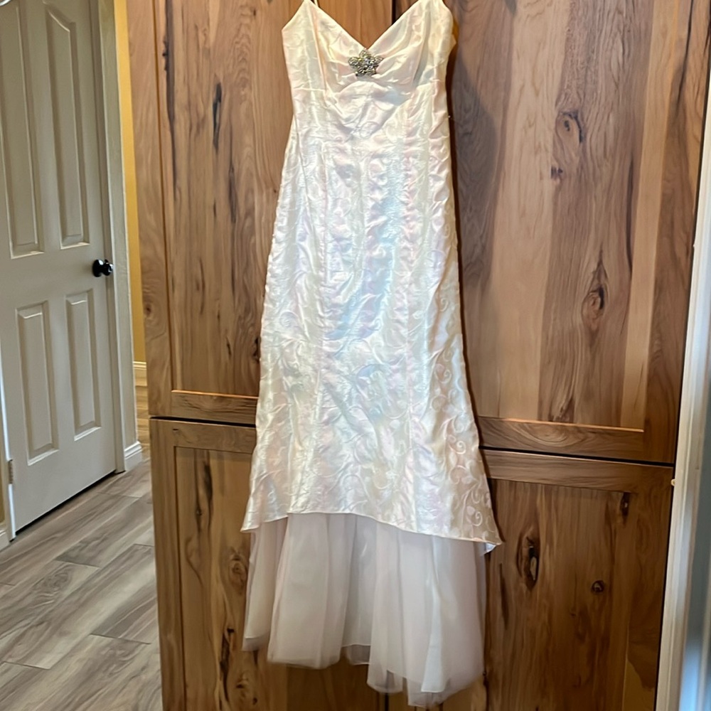 Pink/ivory mermaid style lace up like new worn ones paid $110 asking $80